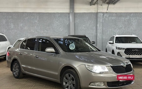 Skoda Superb III рестайлинг, 2012 год, 1 095 000 рублей, 3 фотография