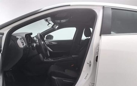 Mazda CX-4, 2021 год, 7 фотография