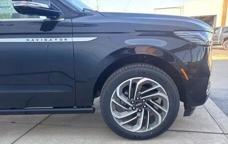 Lincoln Navigator, 2025 год, 16 083 000 рублей, 5 фотография