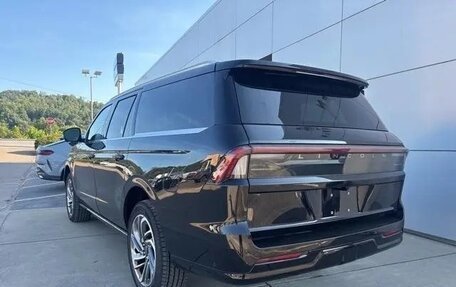 Lincoln Navigator, 2025 год, 16 083 000 рублей, 14 фотография