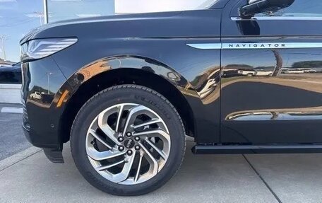 Lincoln Navigator, 2025 год, 16 083 000 рублей, 16 фотография
