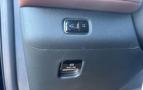 Lincoln Navigator, 2025 год, 16 083 000 рублей, 19 фотография