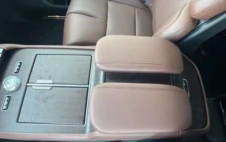 Lincoln Navigator, 2025 год, 16 083 000 рублей, 26 фотография