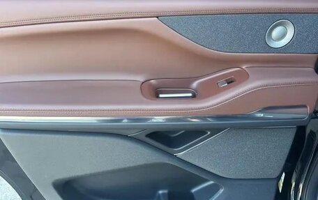 Lincoln Navigator, 2025 год, 16 083 000 рублей, 28 фотография