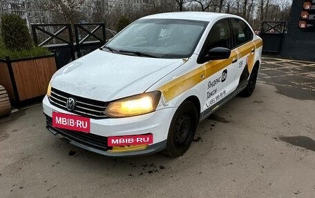 Volkswagen Polo VI (EU Market), 2018 год, 460 000 рублей, 2 фотография