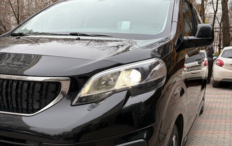 Peugeot Traveller I, 2020 год, 3 320 000 рублей, 2 фотография