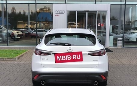 Mazda CX-4, 2023 год, 2 990 000 рублей, 6 фотография