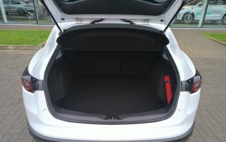 Mazda CX-4, 2023 год, 2 990 000 рублей, 15 фотография