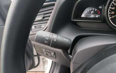 Mazda CX-4, 2023 год, 2 990 000 рублей, 24 фотография