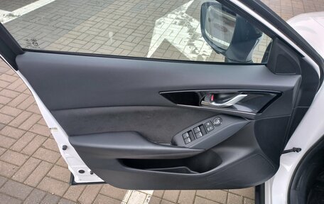 Mazda CX-4, 2023 год, 2 990 000 рублей, 38 фотография