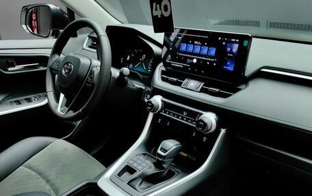 Toyota RAV4, 2025 год, 4 350 000 рублей, 18 фотография