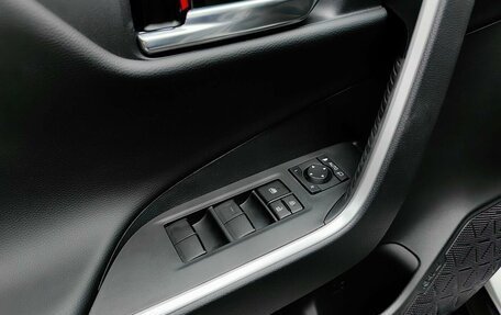 Toyota RAV4, 2025 год, 4 350 000 рублей, 29 фотография