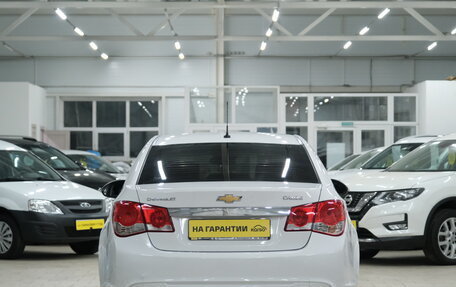 Chevrolet Cruze II, 2014 год, 949 000 рублей, 12 фотография