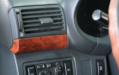 Toyota Avensis III рестайлинг, 2006 год, 929 000 рублей, 10 фотография