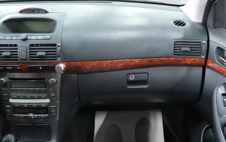 Toyota Avensis III рестайлинг, 2006 год, 929 000 рублей, 18 фотография