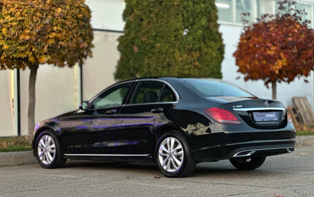 Mercedes-Benz C-Класс, 2019 год, 2 600 000 рублей, 4 фотография