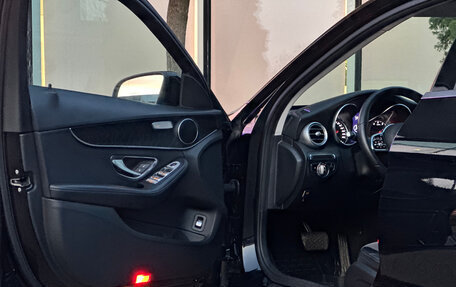 Mercedes-Benz C-Класс, 2019 год, 2 600 000 рублей, 18 фотография