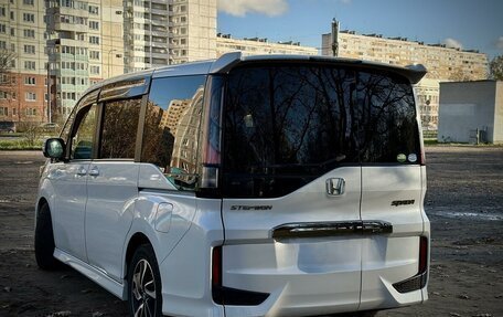 Honda Stepwgn IV, 2021 год, 2 310 000 рублей, 4 фотография