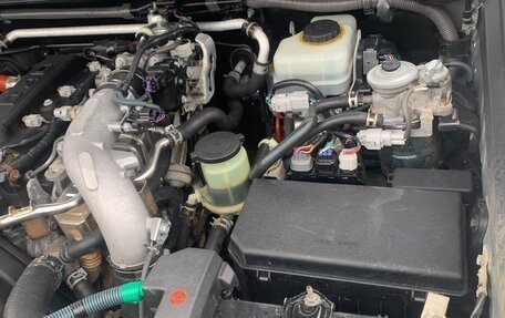 Toyota Land Cruiser Prado 150 рестайлинг 2, 2013 год, 2 590 000 рублей, 2 фотография