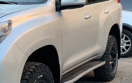 Toyota Land Cruiser Prado 150 рестайлинг 2, 2013 год, 2 590 000 рублей, 3 фотография