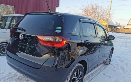 Honda Fit, 2021 год, 1 370 000 рублей, 5 фотография