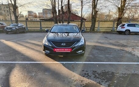 Hyundai Sonata VI, 2012 год, 1 230 000 рублей, 3 фотография