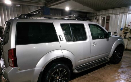 Nissan Pathfinder, 2011 год, 1 500 000 рублей, 9 фотография