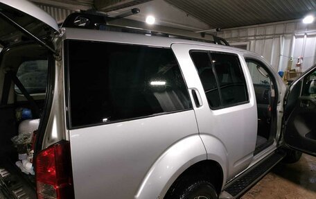 Nissan Pathfinder, 2011 год, 1 500 000 рублей, 11 фотография