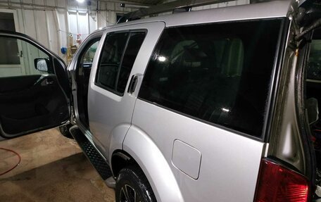 Nissan Pathfinder, 2011 год, 1 500 000 рублей, 12 фотография