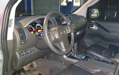 Nissan Pathfinder, 2011 год, 1 500 000 рублей, 27 фотография