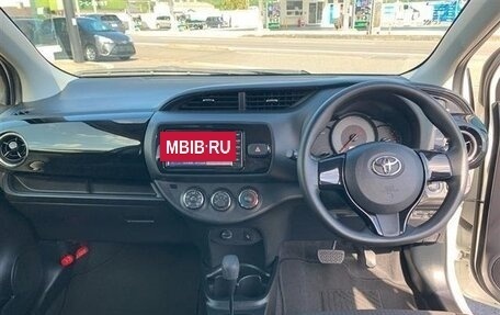 Toyota Vitz, 2020 год, 816 121 рублей, 2 фотография