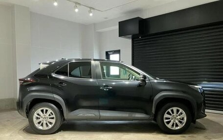 Toyota Yaris Cross, 2022 год, 1 520 121 рублей, 5 фотография