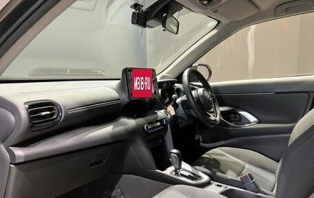 Toyota Yaris Cross, 2022 год, 1 520 121 рублей, 6 фотография