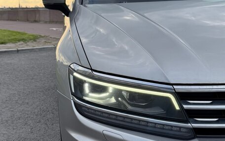 Volkswagen Tiguan II, 2019 год, 2 230 000 рублей, 2 фотография