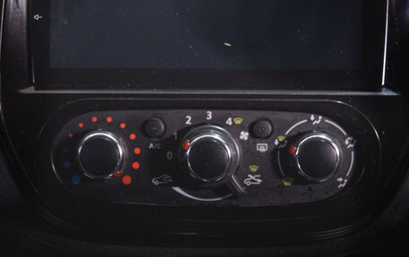 Renault Kaptur I рестайлинг, 2018 год, 1 599 000 рублей, 11 фотография