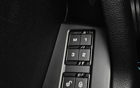 Jaguar F-Pace, 2019 год, 3 500 000 рублей, 26 фотография