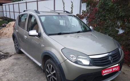 Renault Sandero I, 2012 год, 740 000 рублей, 2 фотография