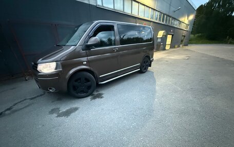 Volkswagen Caravelle T5, 2013 год, 2 100 000 рублей, 18 фотография