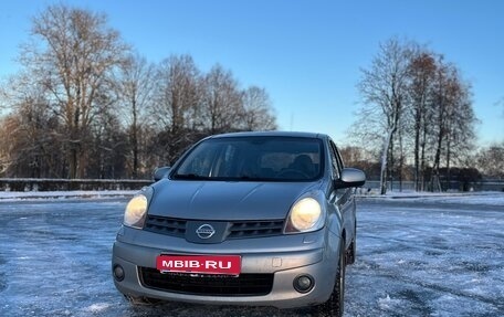 Nissan Note II рестайлинг, 2008 год, 650 000 рублей, 1 фотография