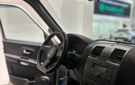 ЛуАЗ Patriot, 2014 год, 562 000 рублей, 9 фотография