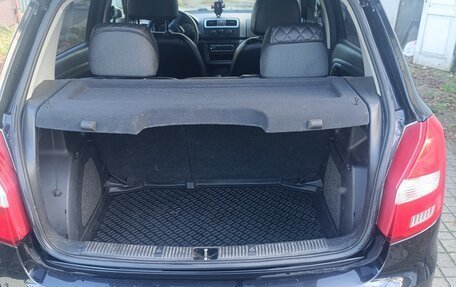 Skoda Fabia II, 2009 год, 355 000 рублей, 3 фотография