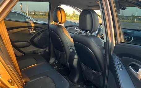 Hyundai ix35 I рестайлинг, 2013 год, 1 500 000 рублей, 2 фотография