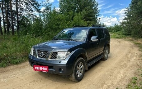 Nissan Pathfinder, 2007 год, 900 000 рублей, 2 фотография