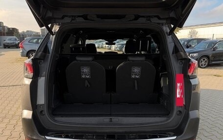 Peugeot 5008 II, 2021 год, 2 570 000 рублей, 17 фотография