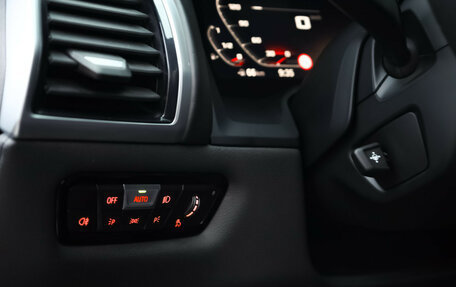 BMW 8 серия, 2021 год, 9 990 000 рублей, 18 фотография