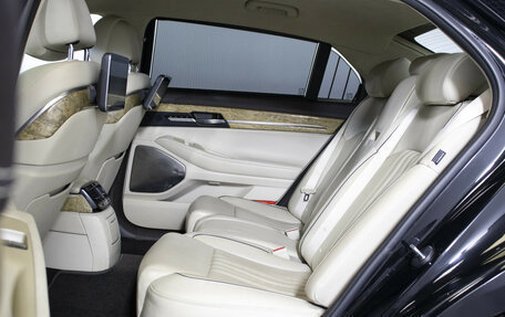 Genesis G90 I рестайлинг, 2017 год, 1 795 000 рублей, 10 фотография