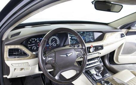 Genesis G90 I рестайлинг, 2017 год, 1 795 000 рублей, 13 фотография