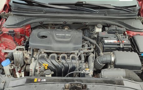 Hyundai Elantra VI рестайлинг, 2016 год, 1 450 000 рублей, 13 фотография