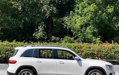 Mercedes-Benz GLB, 2022 год, 2 000 000 рублей, 5 фотография