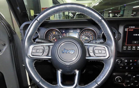 Jeep Wrangler, 2021 год, 4 230 000 рублей, 8 фотография